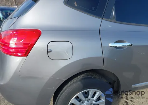 2014 Nissan Rogue Select S from USA, damaged, VIN JN8AS5MV6EW720543